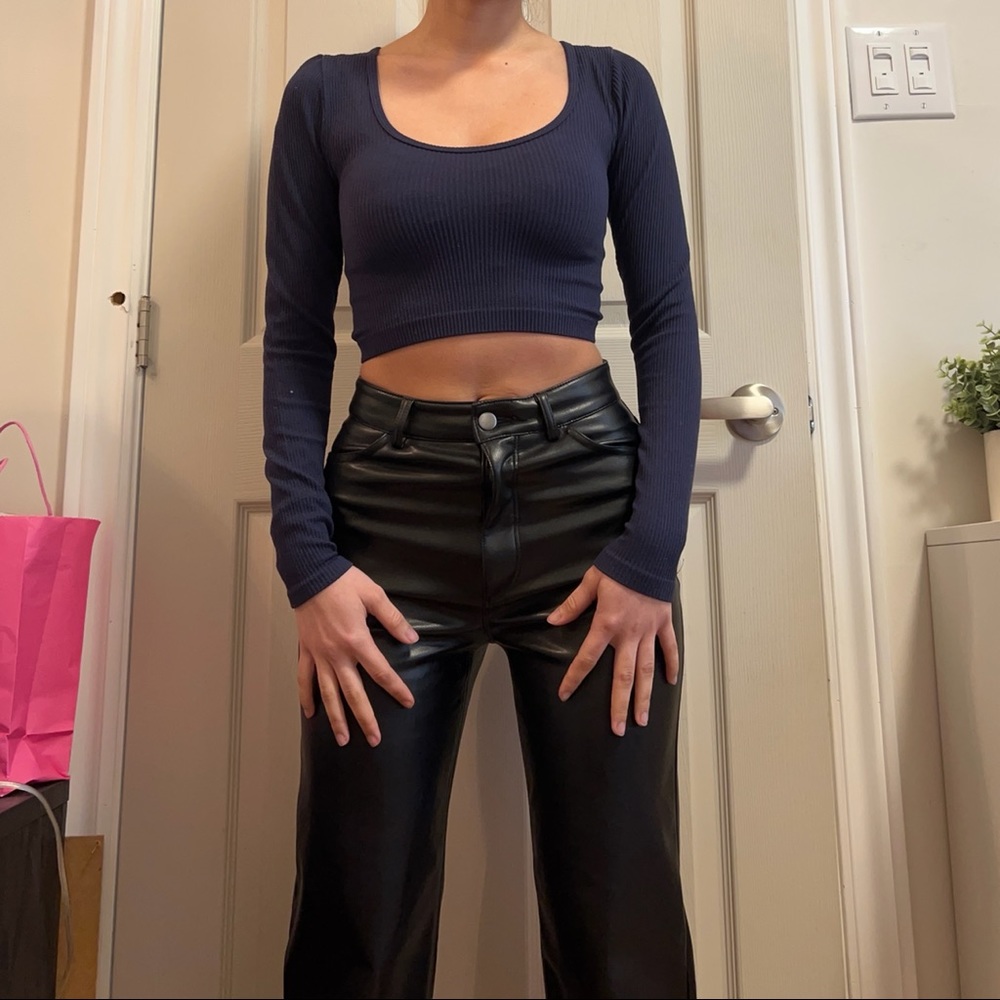 Stradivarius Cropped Top